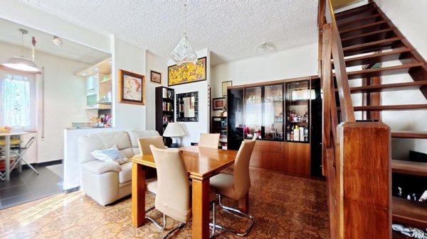 appartamento in vendita a Roma in zona Acilia