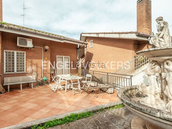 casa indipendente in vendita a Roma in zona Gianicolense