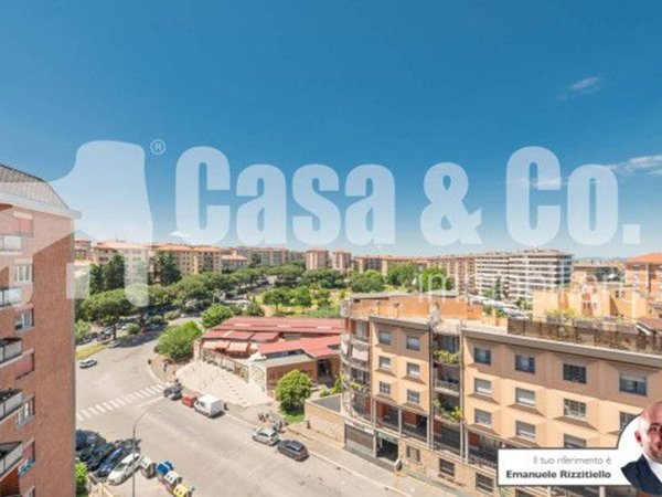 appartamento in vendita a Roma in zona Torre Spaccata