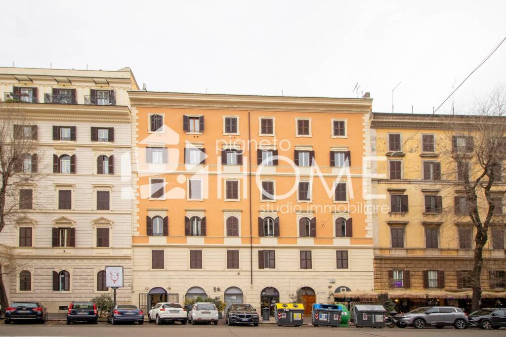 appartamento in vendita a Roma in zona Esquilino