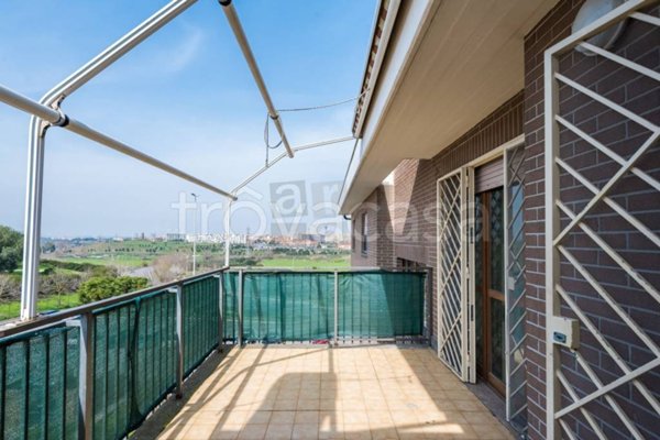 appartamento in vendita a Roma in zona Castel di Leva