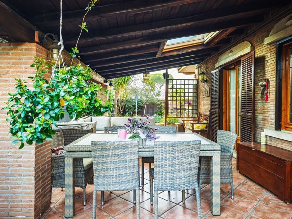 appartamento in vendita a Roma in zona Appio Pignatelli