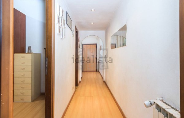 appartamento in vendita a Roma in zona Ostiense