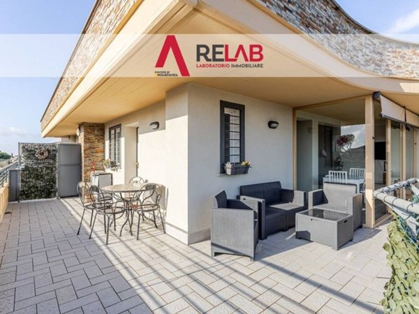 appartamento in vendita a Roma in zona Casal Morena