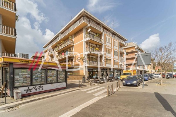 appartamento in vendita a Roma in zona Aurelio