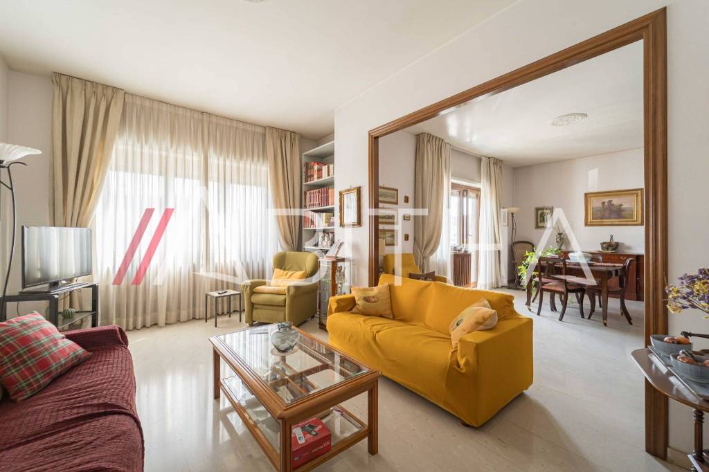 appartamento in vendita a Roma in zona Aurelio