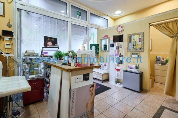 negozio in vendita a Roma in zona Gianicolense