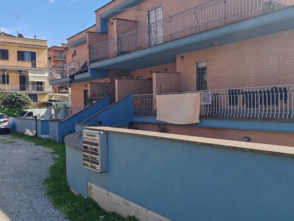 appartamento in vendita a Roma in zona Massimina/Casal Lumbroso
