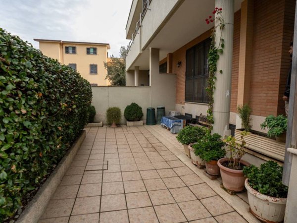 casa indipendente in vendita a Roma in zona Infernetto