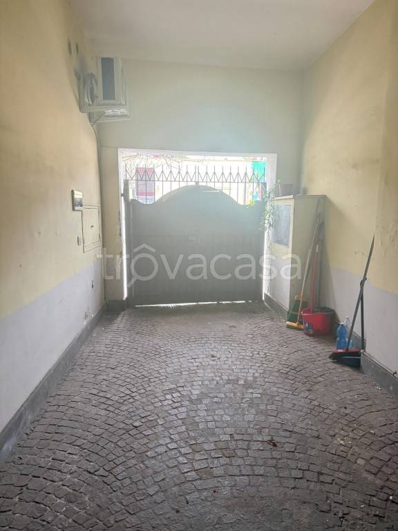 appartamento in vendita a Roma in zona Tuscolano