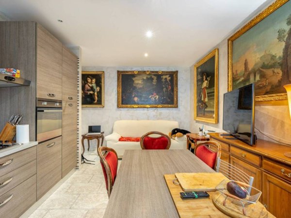 appartamento in vendita a Roma in zona Appio Claudio