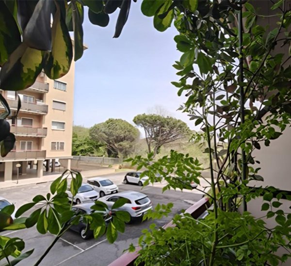 appartamento in vendita a Roma in zona Ostia