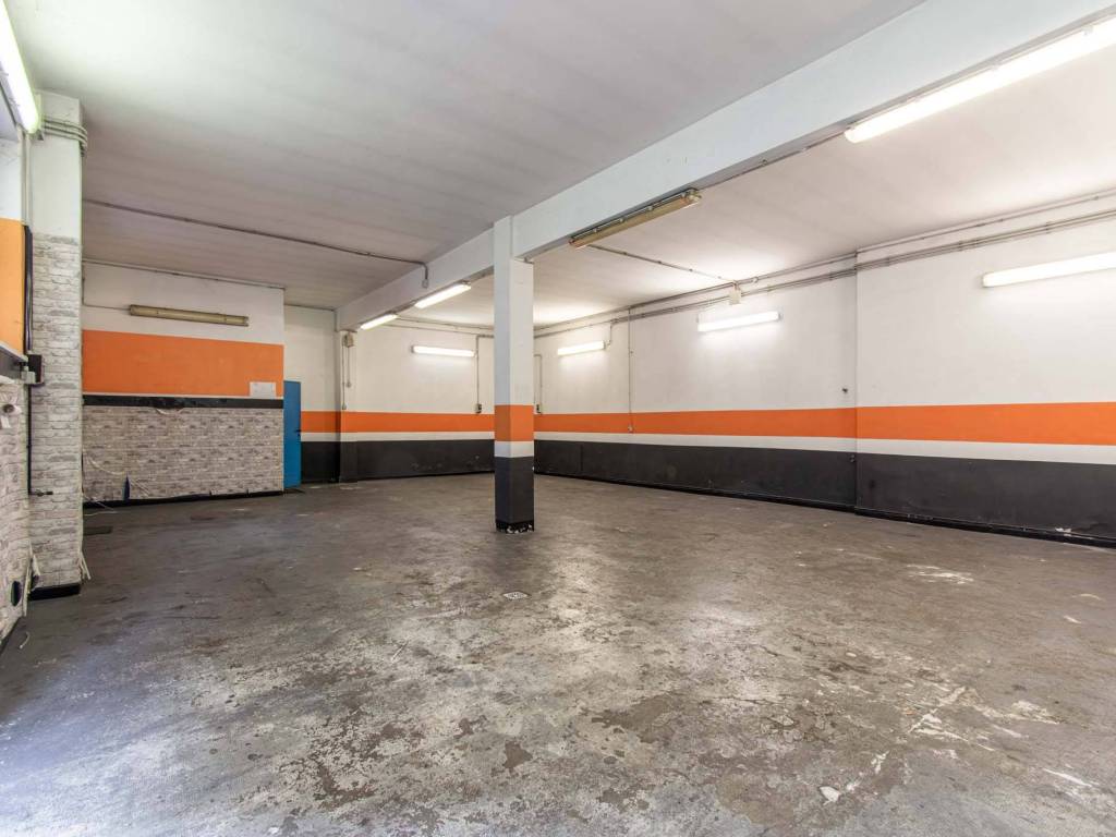 negozio in vendita a Roma in zona Portuense