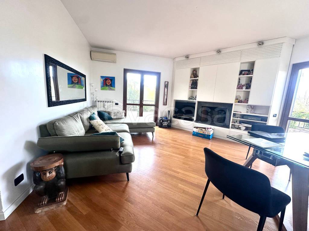 appartamento in vendita a Roma in zona La Giustiniana