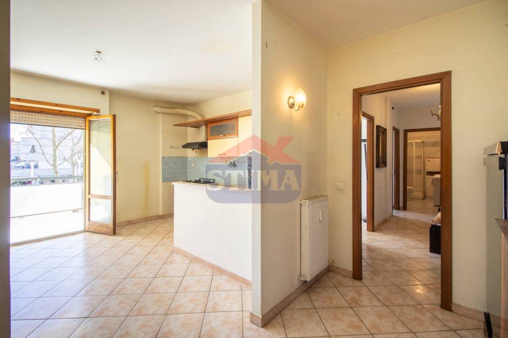 appartamento in vendita a Roma in zona San Basilio