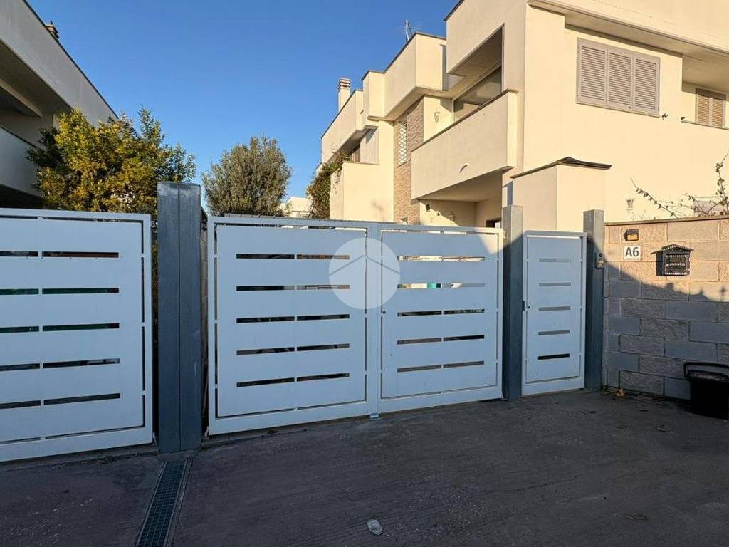 appartamento in vendita a Roma in zona Massimina/Casal Lumbroso