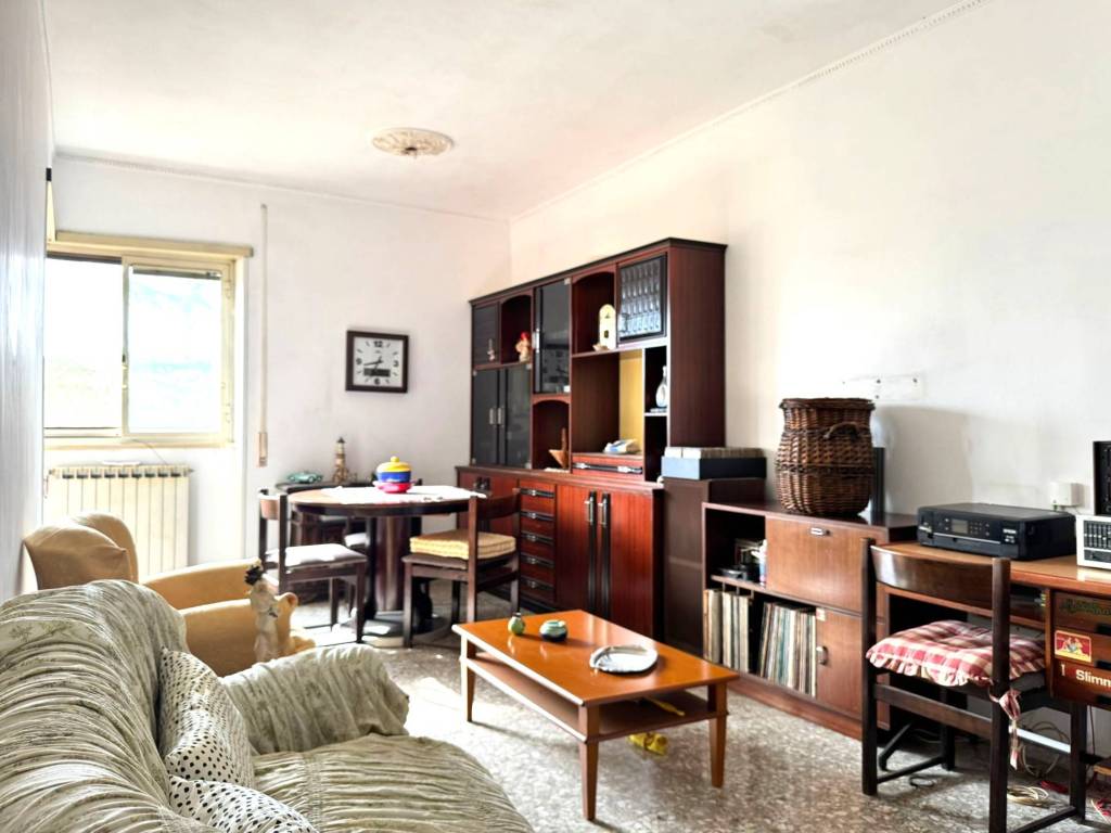 appartamento in vendita a Roma in zona Spinaceto