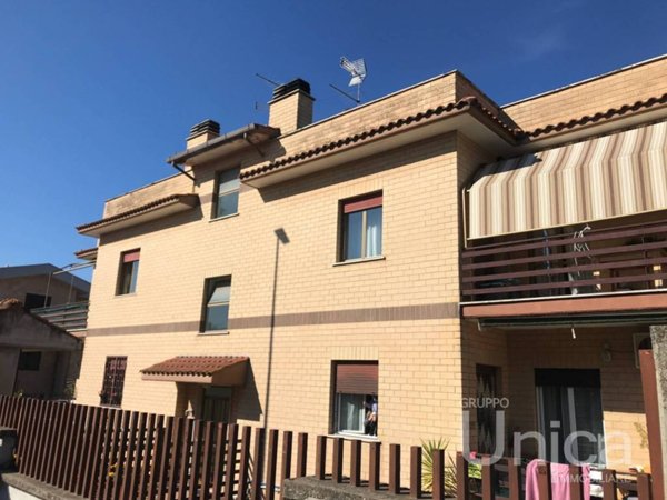 appartamento in vendita a Roma in zona Casalotti