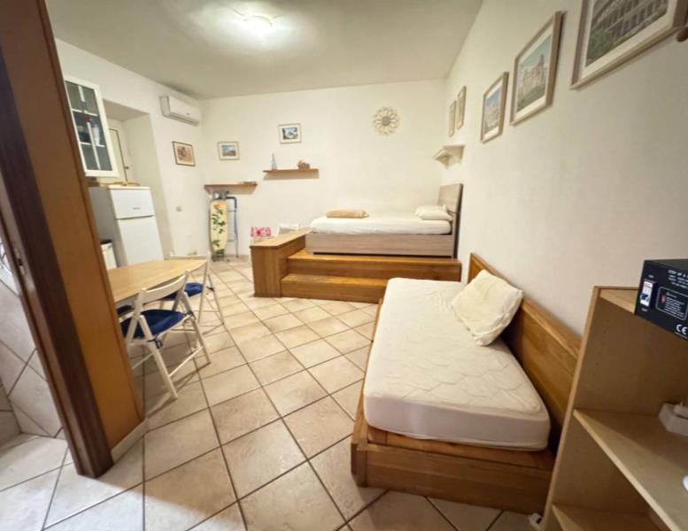 appartamento in vendita a Roma in zona Tuscolano