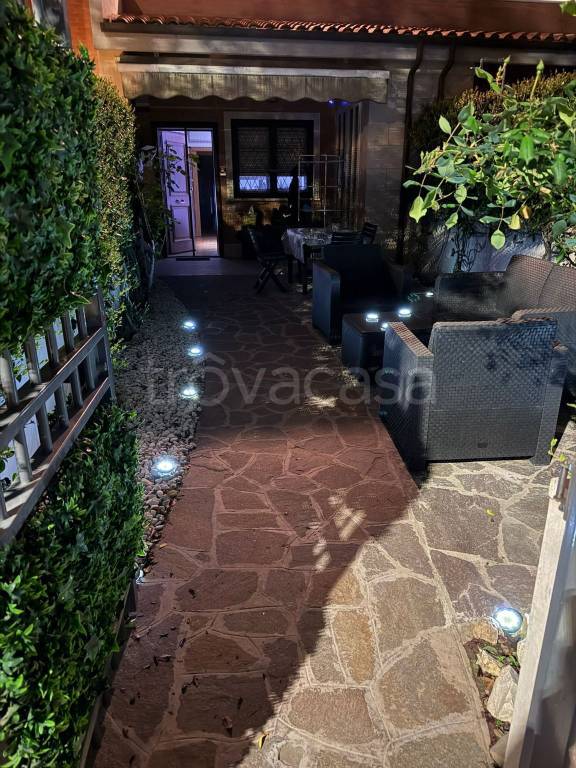 appartamento in vendita a Roma in zona EUR