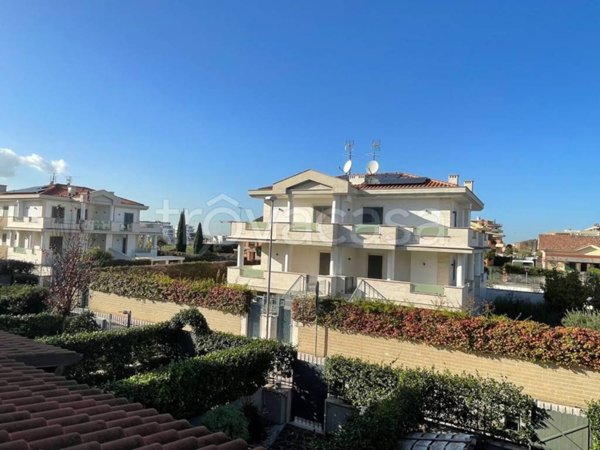 appartamento in vendita a Roma in zona EUR