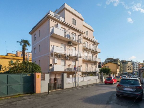 appartamento in vendita a Roma in zona Primavalle