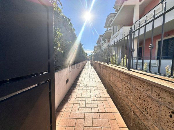 appartamento in vendita a Roma in zona Massimina/Casal Lumbroso