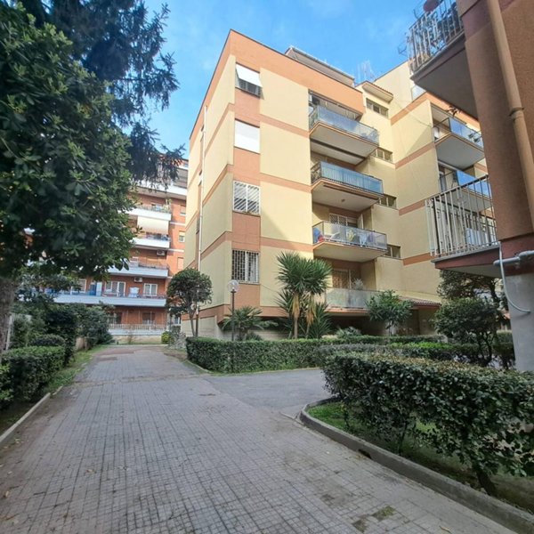 appartamento in vendita a Roma in zona Ostia
