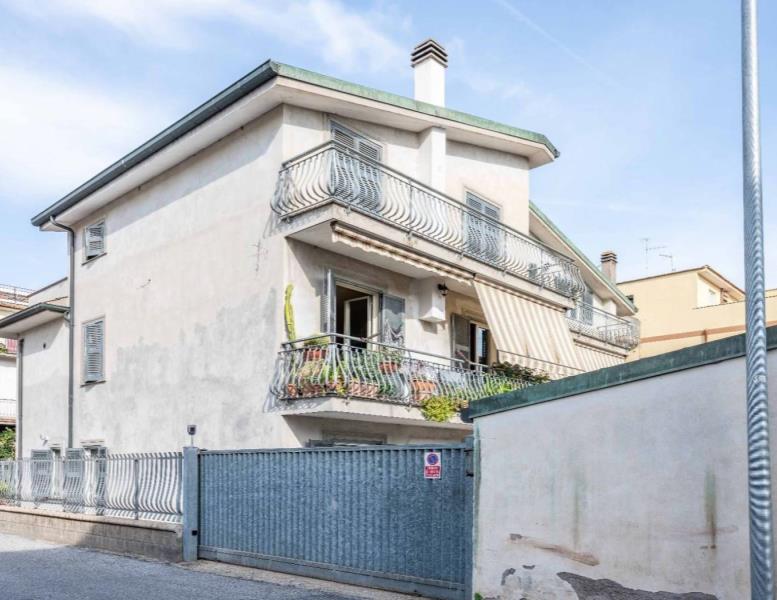 appartamento in vendita a Roma in zona Tor Sapienza