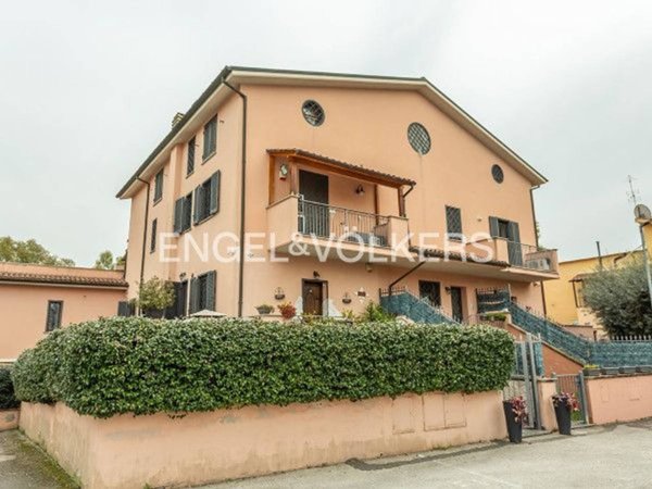 appartamento in vendita a Roma in zona Tor Vergata/Torrenova