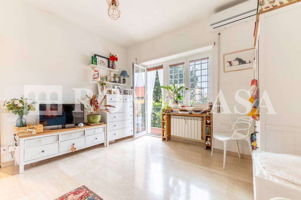 appartamento in vendita a Roma in zona Gianicolense