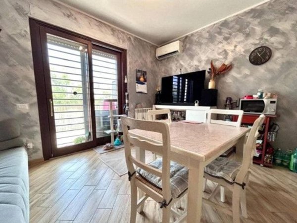 appartamento in vendita a Roma in zona Piana del Sole