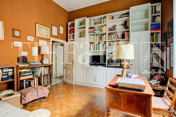 ufficio in vendita a Roma in zona Tor di Quinto