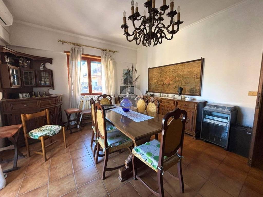 appartamento in vendita a Roma in zona Portuense