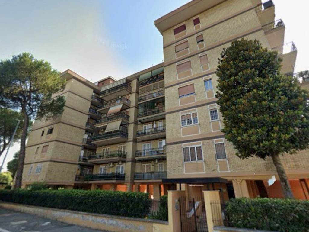 appartamento in vendita a Roma in zona Torre Maura