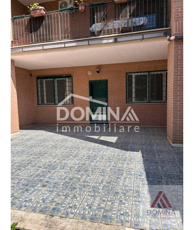 appartamento in vendita a Roma in zona Castelverde