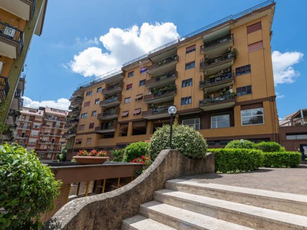 appartamento in vendita a Roma in zona Gianicolense