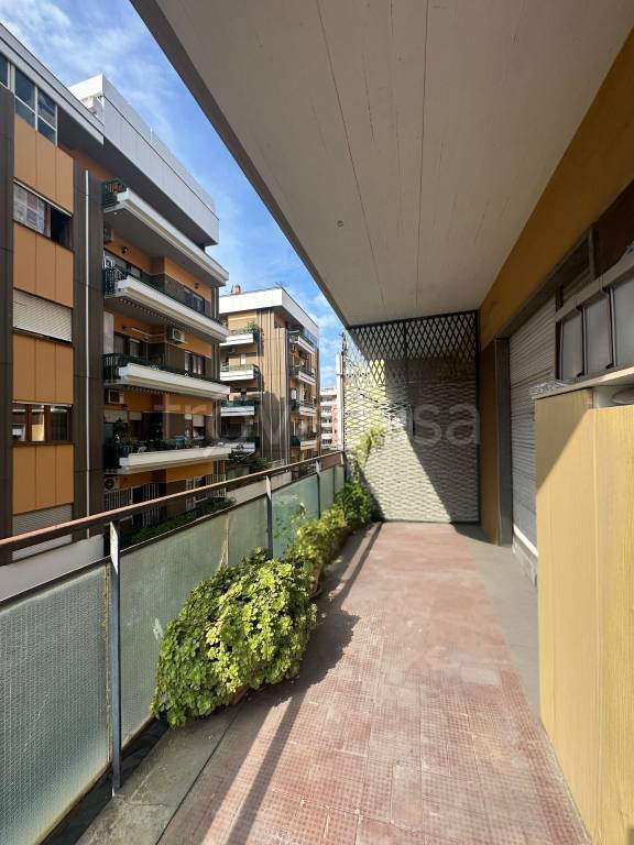 appartamento in vendita a Roma in zona Ostia