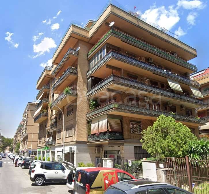 appartamento in vendita a Roma in zona Portuense