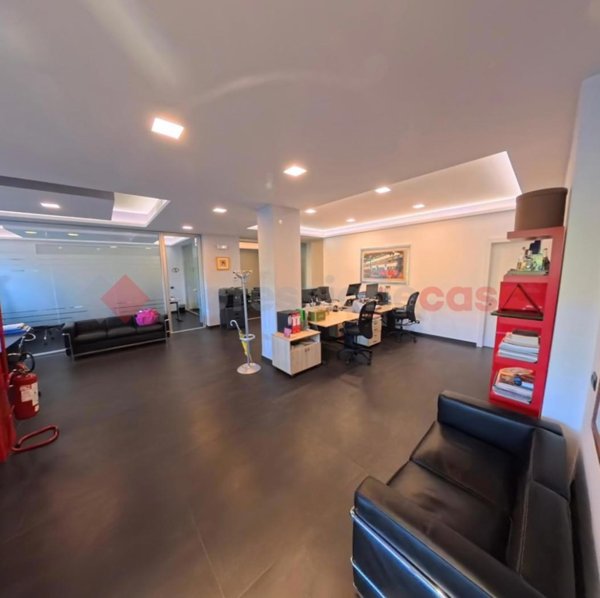 ufficio in vendita a Roma