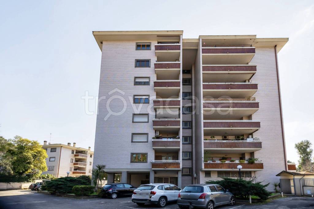 appartamento in vendita a Roma in zona Ponte Mammolo