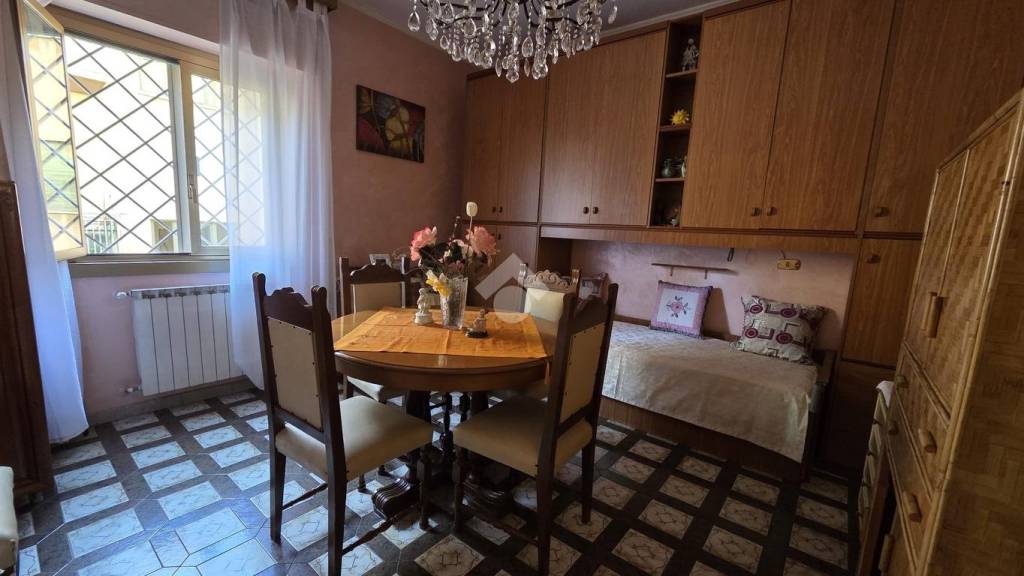 appartamento in vendita a Roma in zona Prenestino-Centocelle