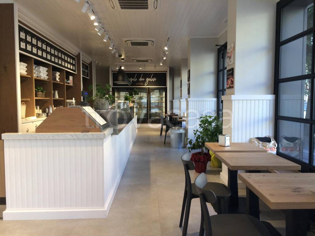negozio in vendita a Roma in zona Trastevere