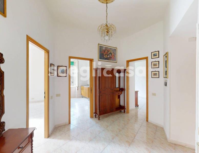 appartamento in vendita a Roma in zona Appio Latino