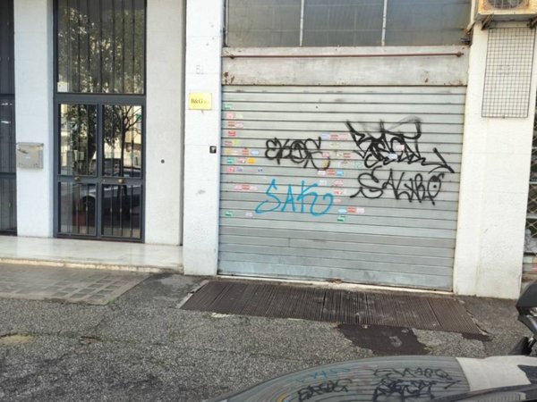 negozio in vendita a Roma
