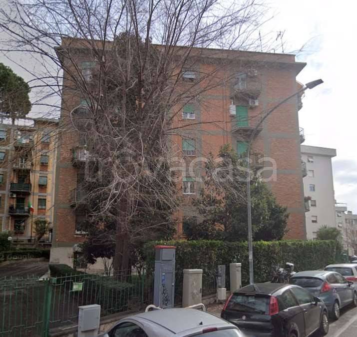 appartamento in vendita a Roma in zona Cinecittà
