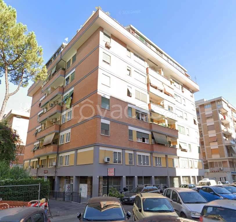 appartamento in vendita a Roma in zona Portuense
