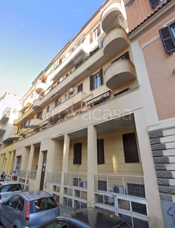 appartamento in vendita a Roma in zona Tuscolano