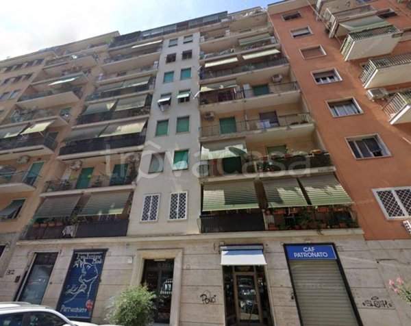 appartamento in vendita a Roma in zona Tuscolano