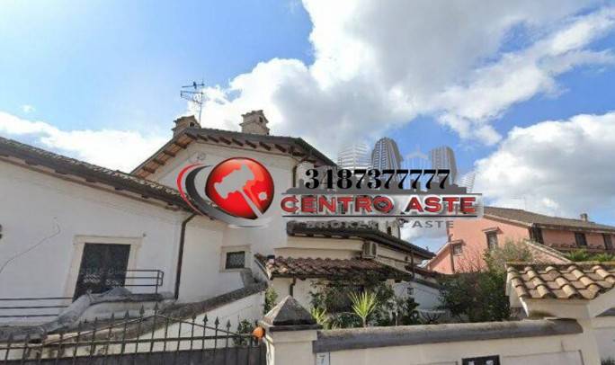 casa indipendente in vendita a Roma in zona Infernetto